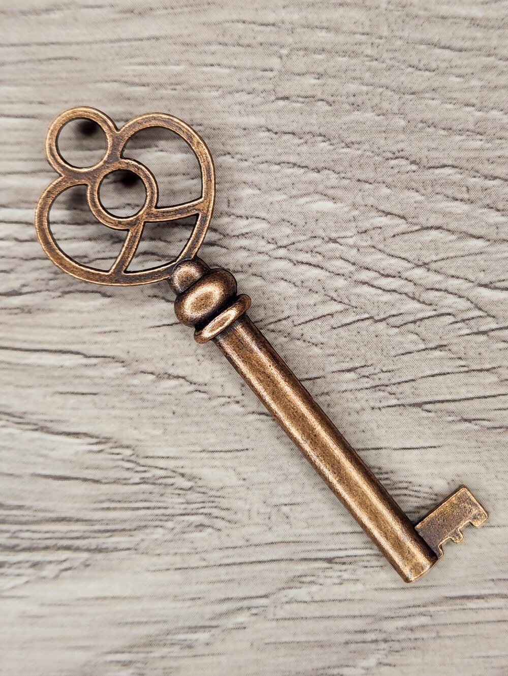 5/$10 Victorian Style Decor Key K7
